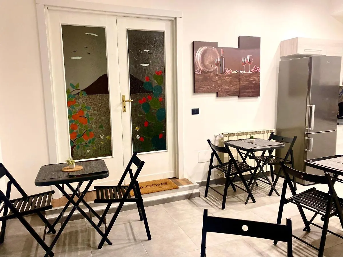 Bed & Breakfast B&B I Miti Dell Etna Catania Centro Vicino Il Duomo Italy